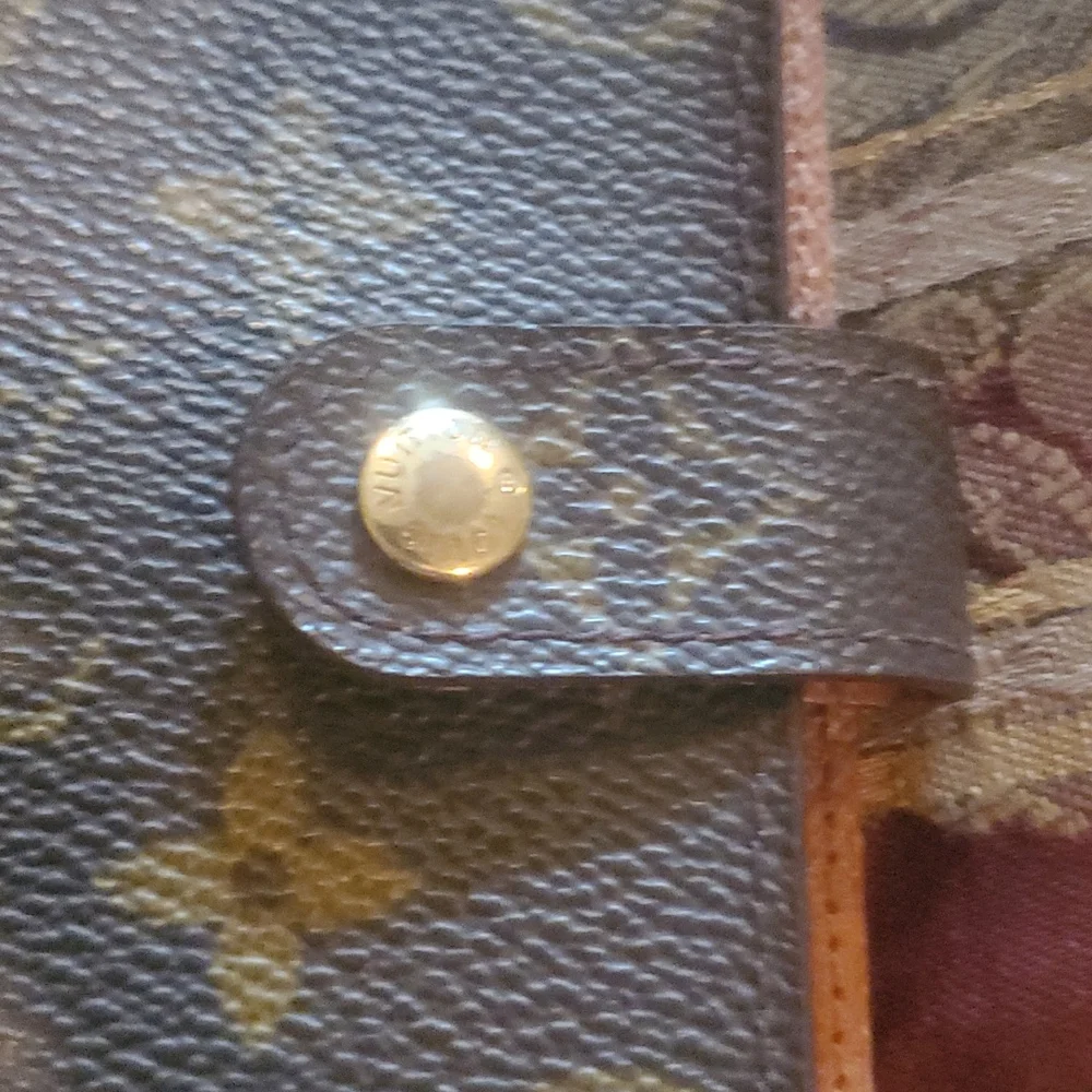 Louis vuitton HP 4 items   pm agenda passport  gorgeous dust cover box